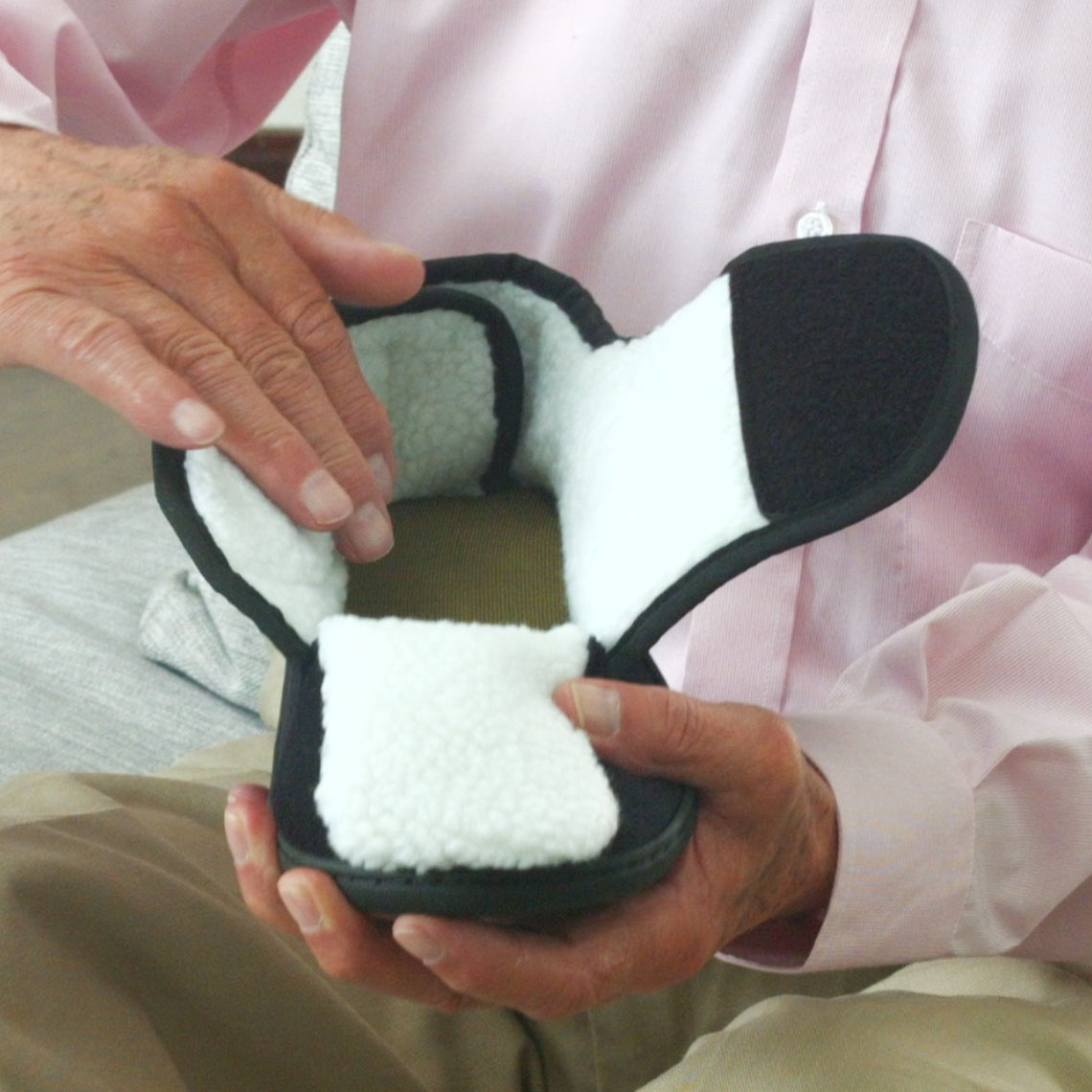 02_ComfyWraps_Fleece_Fuetterung.jpg