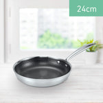 02_LivingtonTitanPan_24cm.jpg
