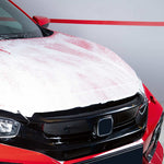 Die Motorhaube ist mit Platinum Amazing Foam bedeckt – für effektive Schmutzlösung und Glanz.