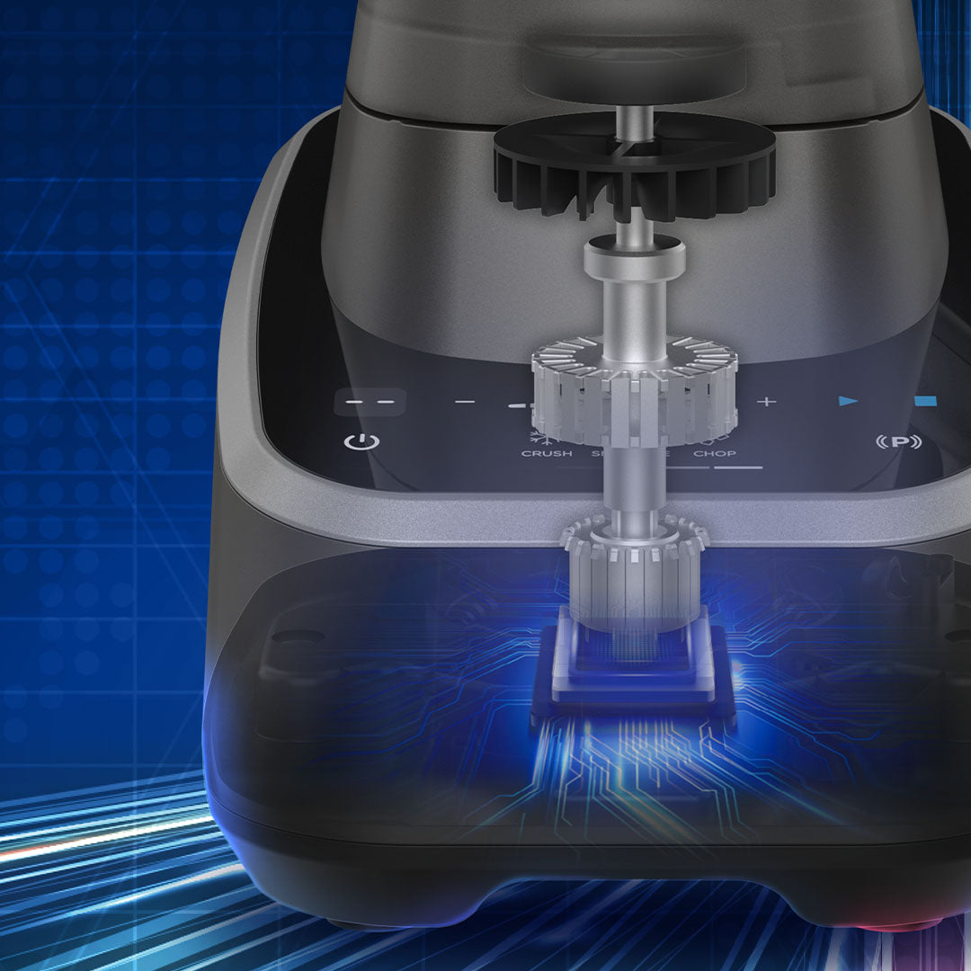 Nahaufnahme des PowerXL SensiMax Mixsystems mit rotierenden Edelstahlklingen