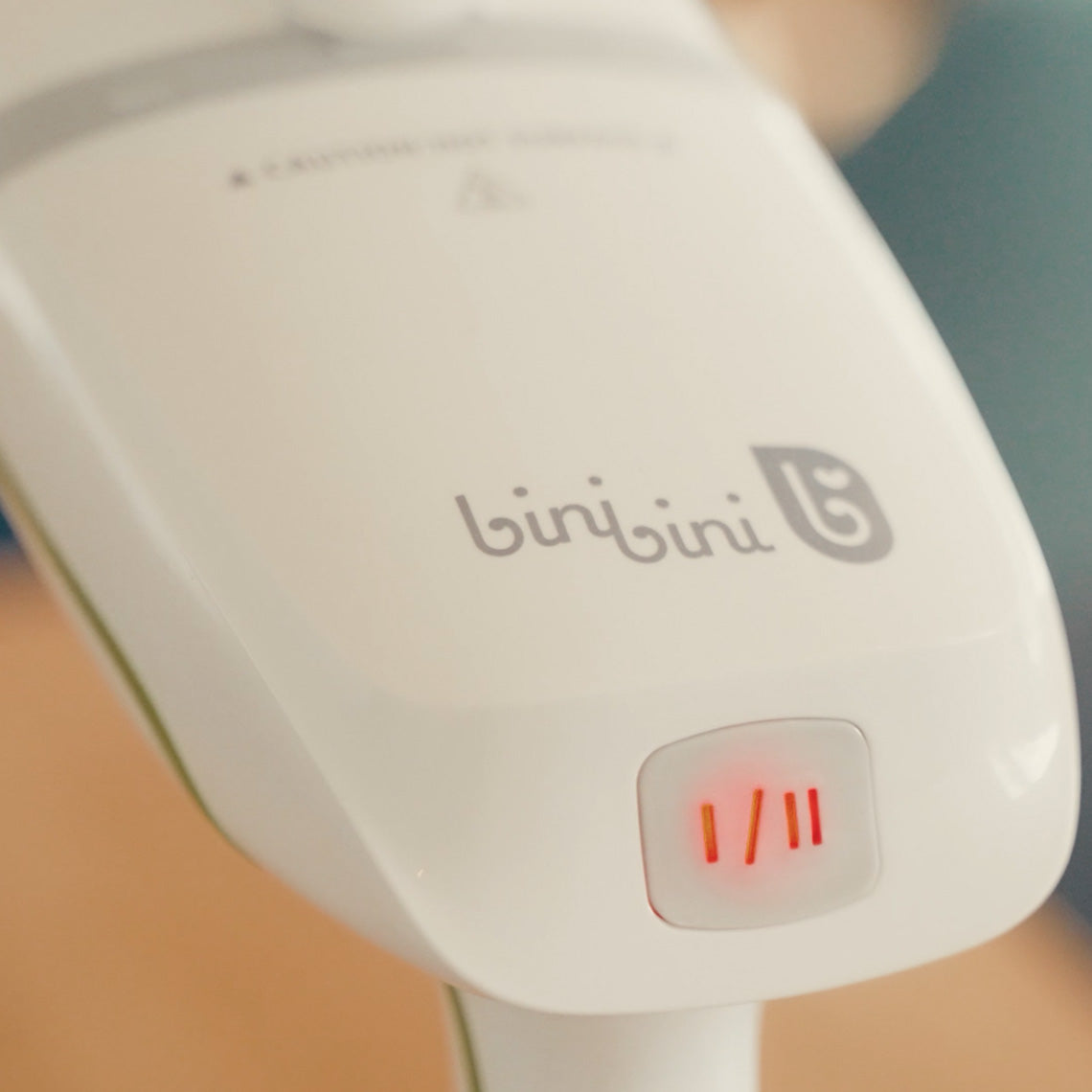 04_2M2M_Binibini_WB.jpg