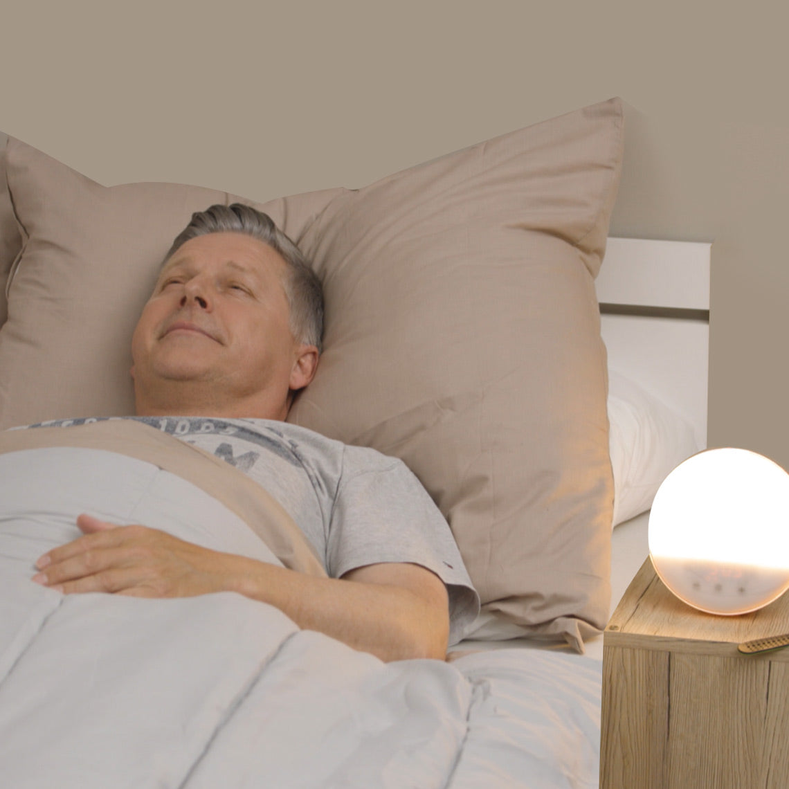 04_HandyLUX_ComfyWake.jpg