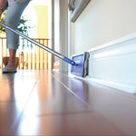 Livington Touchless Mop erreicht mühelos Ecken und Kanten für gründliche Sauberkeit bis an die Fußleiste.