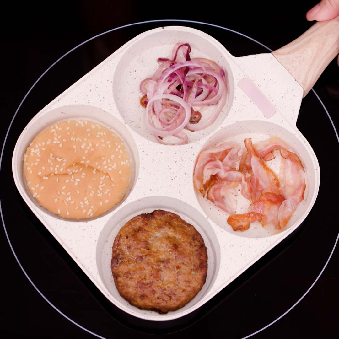 05_Livington_CloverPan_gleichzeitigBraten.jpg