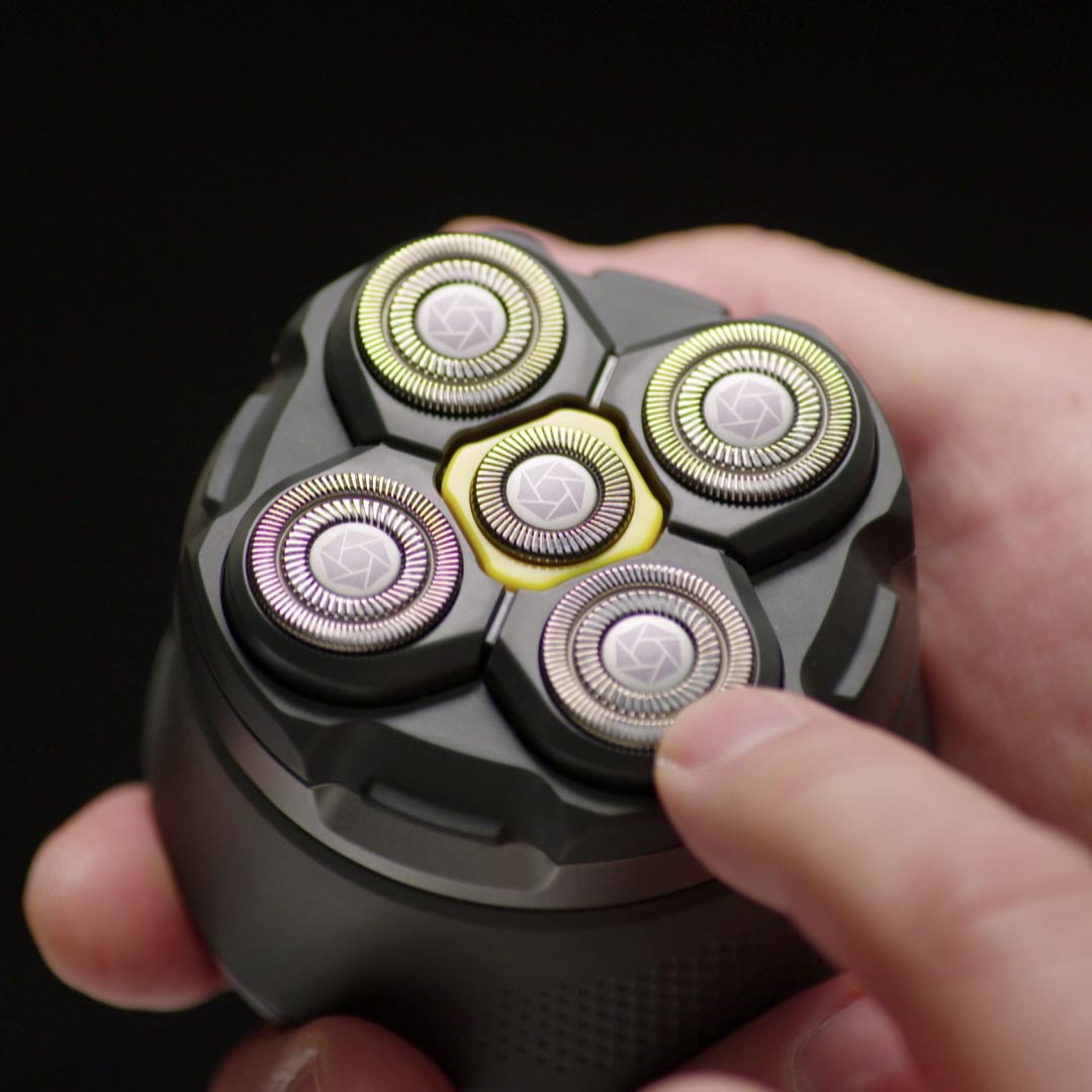 06_Microtouch_Titanium_HeadShaver_Safe_to_touch.jpg
