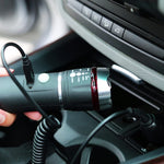 Panta Safe Guard kann bequem im Auto über USB geladen werden – ideal für unterwegs und Notfälle.