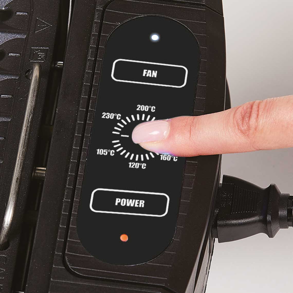 PowerXL Smokeless Grill – Temperaturregelung per Fingertipp von 105 °C bis 230 °C, mit Fan- und Power-Taste.