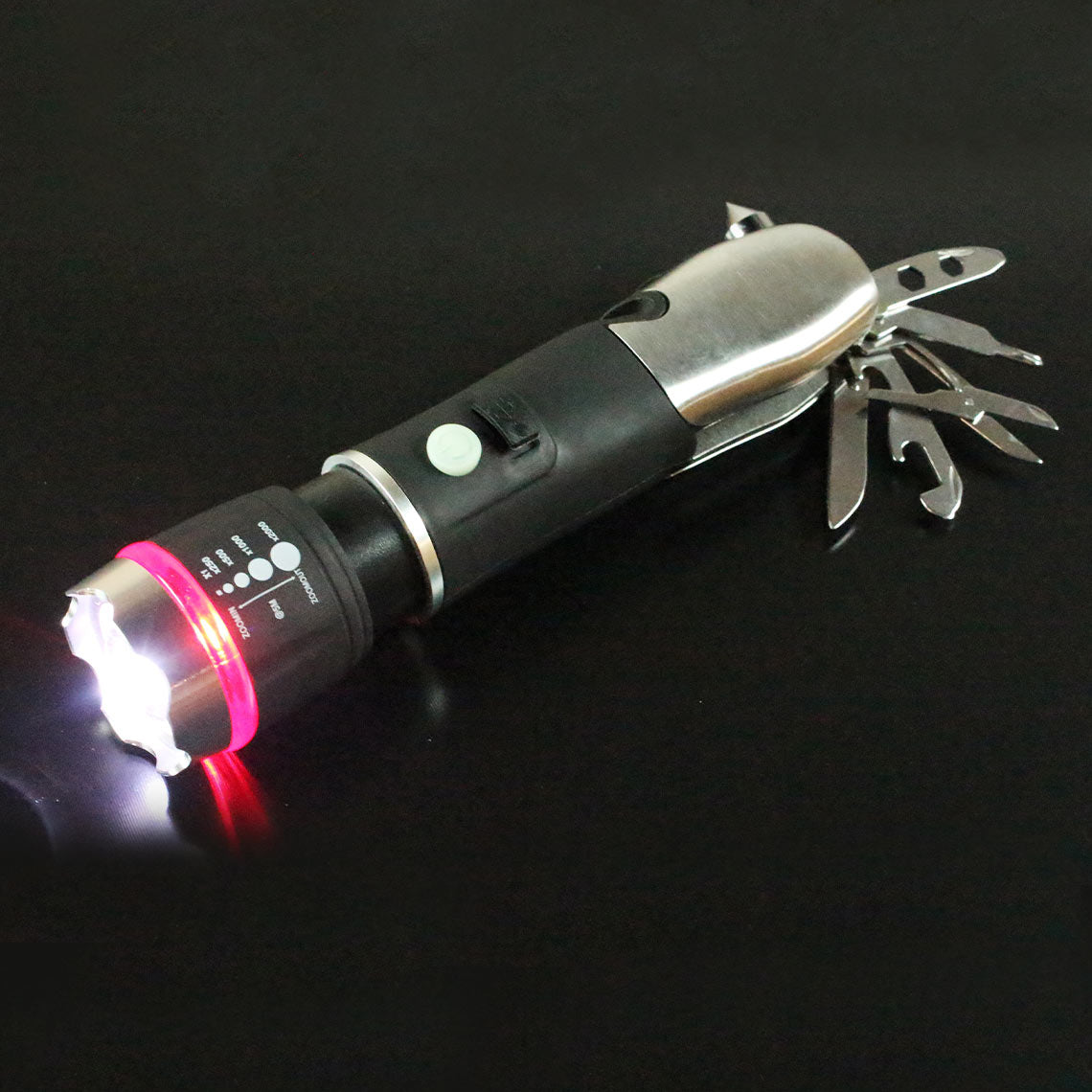 Panta Safe Guard: Multifunktionales Tool mit LED-Licht, Zoomfunktion und integriertem Werkzeug-Set.