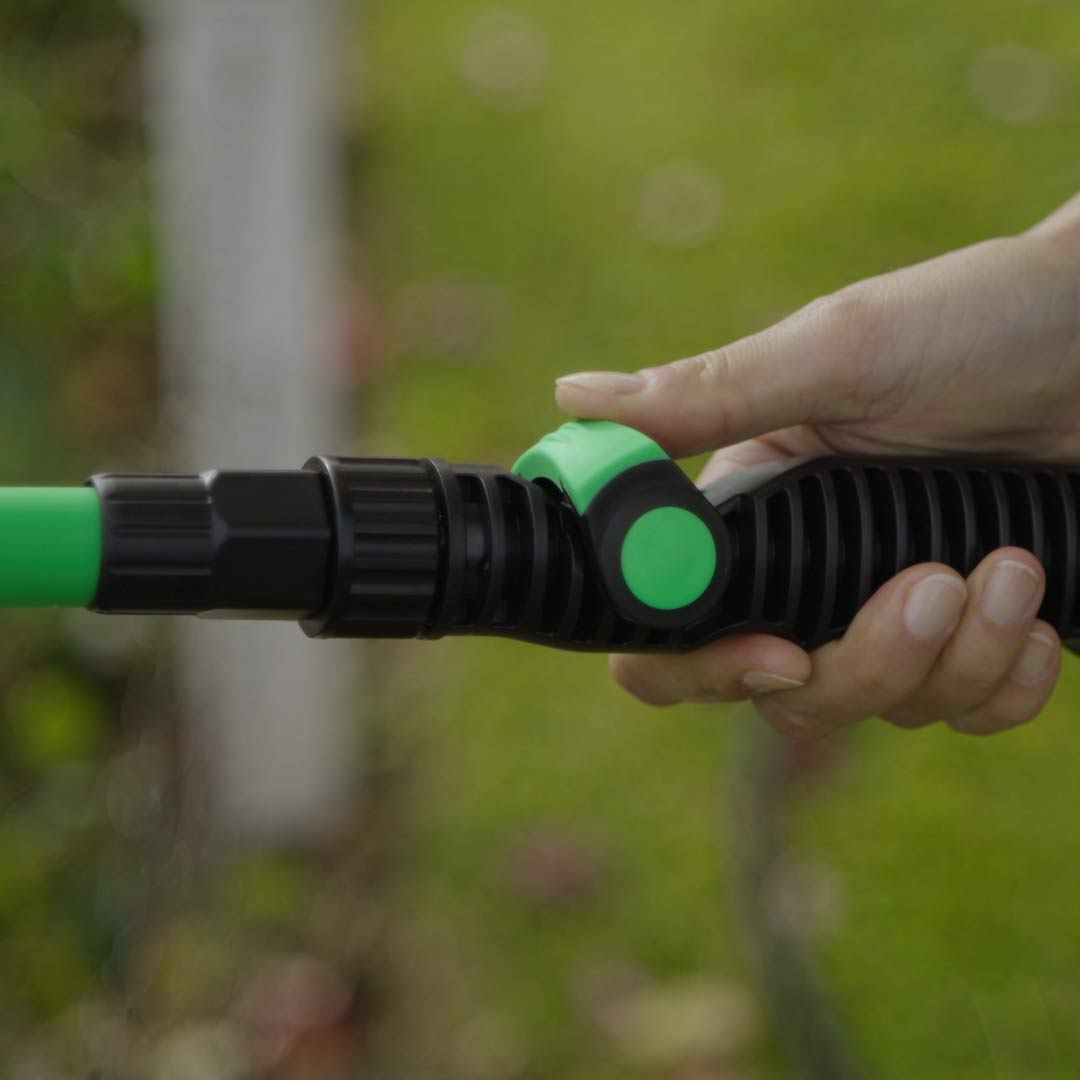 12_Hammersmith_Aquaflex_FingerdruckFlowControl.jpg