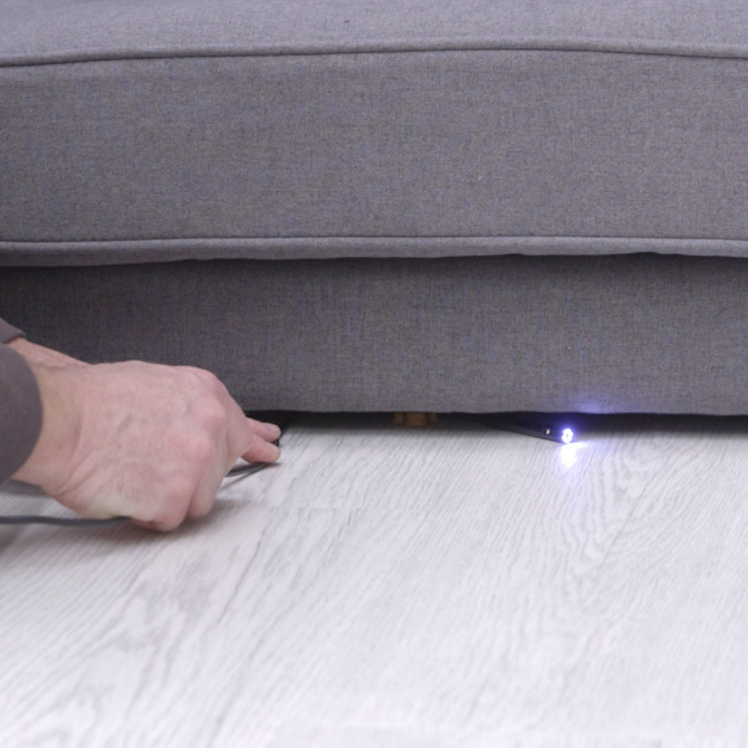 12_Panta_FlexCam_Suche_unter_Couch.jpg