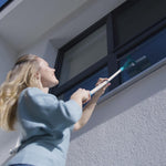 Livington Window Buddy zieht Wasser von Außenfenstern mühelos ab – auch in großer Höhe.