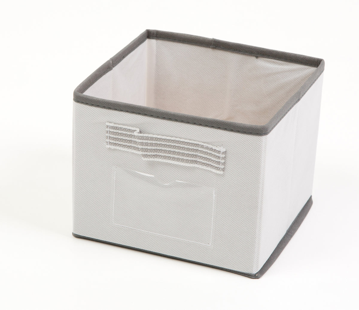 BC25004StorageBox_02.jpg