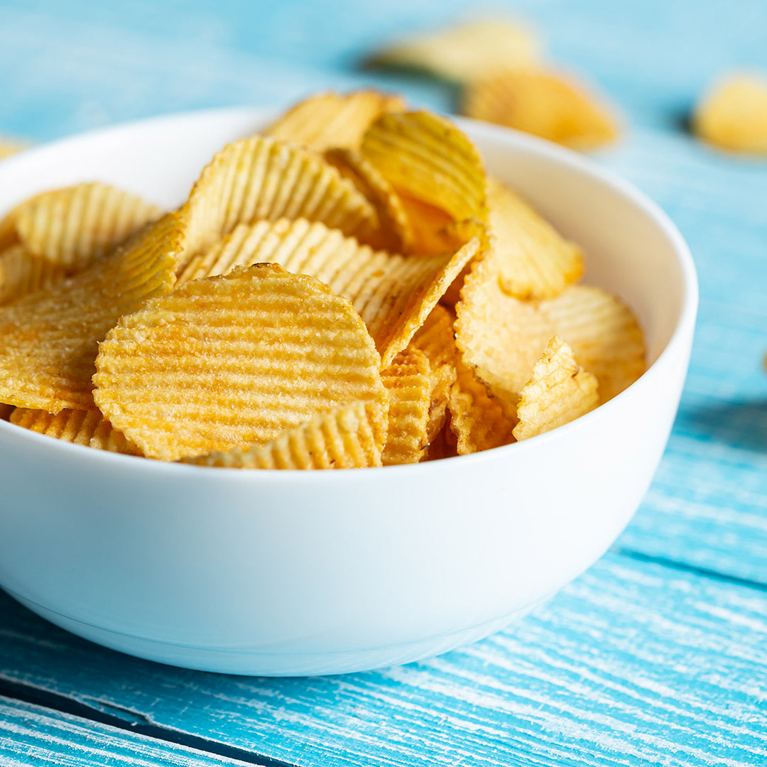 Geriffelte Chips in einer Schale