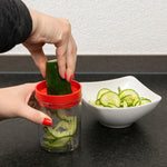 Handspirale-Schneider für frische Gurkenscheiben und Salate.